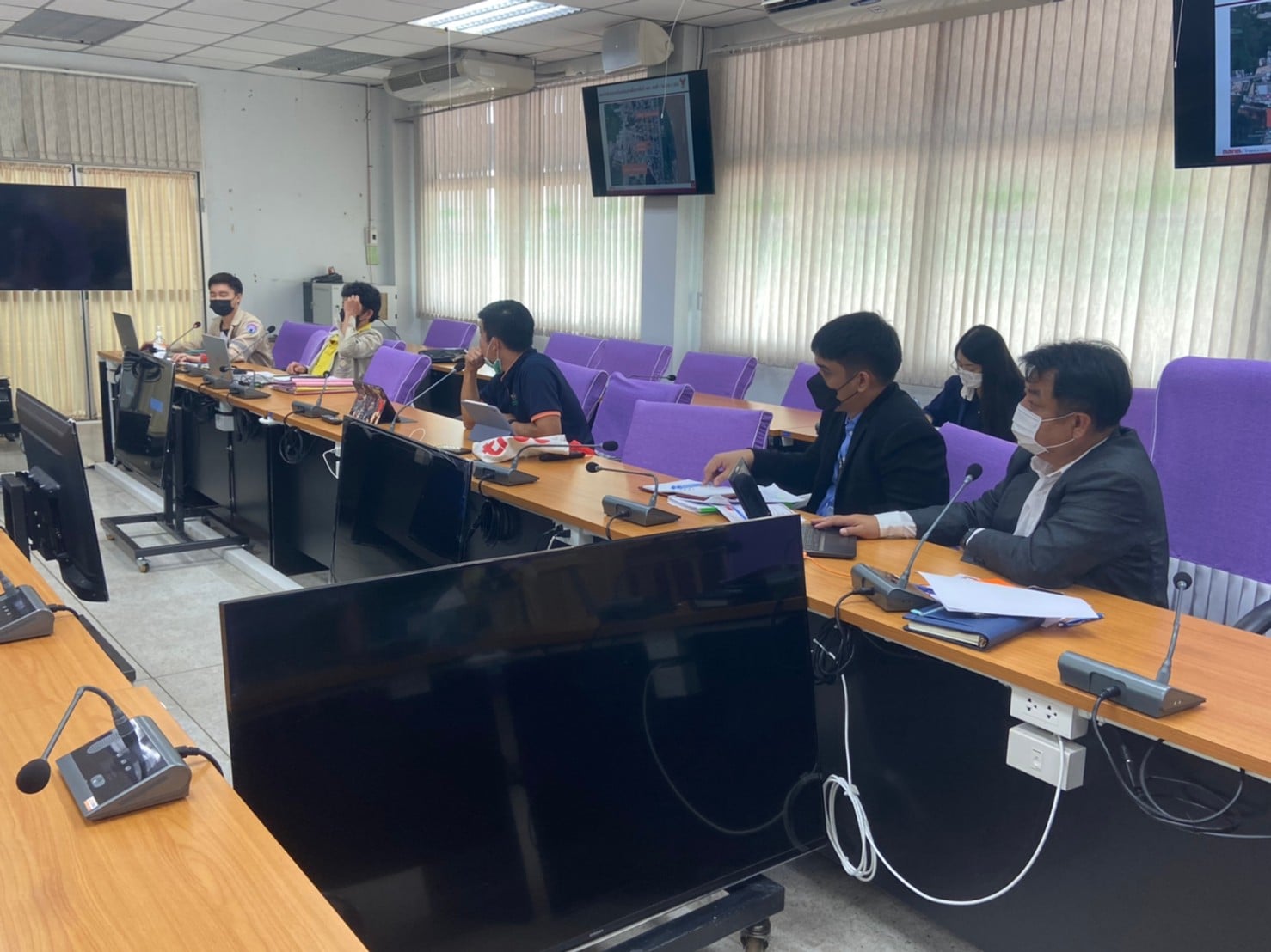 LINE_ALBUM_ประชุมกับการไฟฟ้าบึงกาฬครั้งที่1จัดร.jpg
